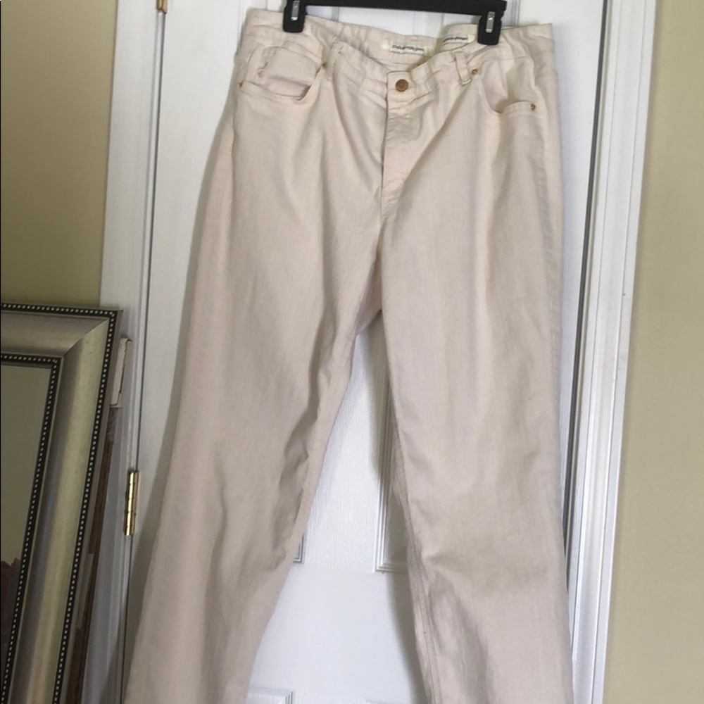 Cream jeans-super cute